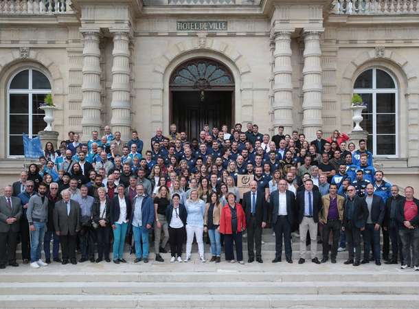 Piscine Vallerey Amiens Les Sportifs Portent Haut Les Couleurs De Leur Ville Pour La Sais