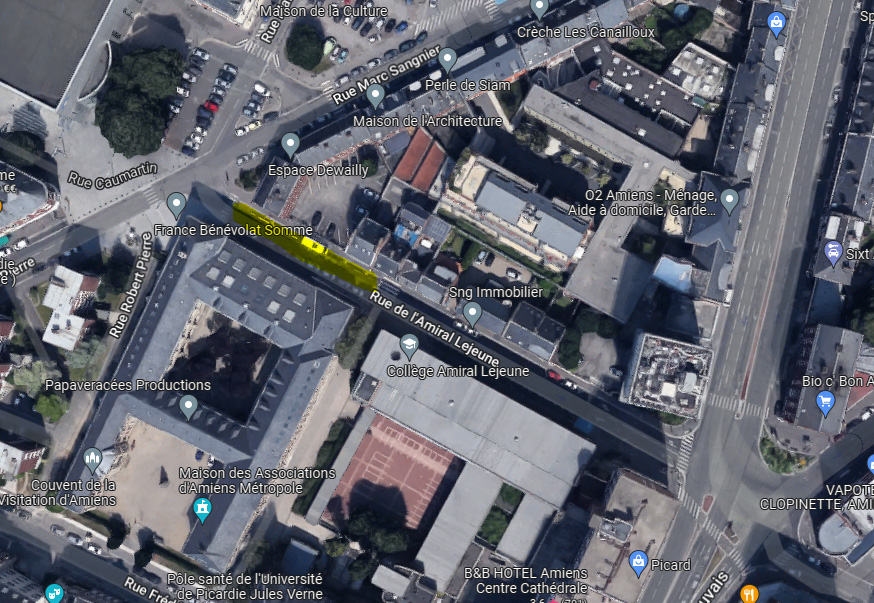 21/11 : travaux de sécurisation du double sens cyclable sur la rue de l'Amiral Lejeune 1