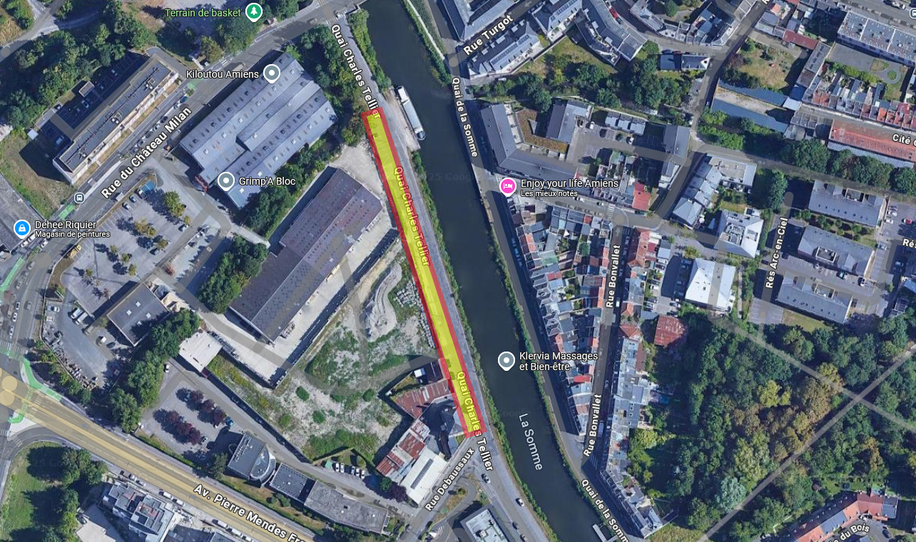 Travaux d'aménagement d'un trottoir et de plantations Quai Charles Tellier à Amiens © Google Maps Travaux d'aménagement d'un trottoir et de plantations Quai Charles Tellier à Amiens © Google Maps