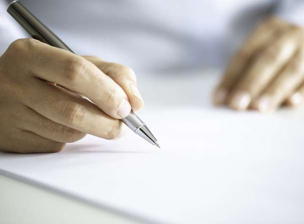 Signature © Getty Images Signature © Getty Images