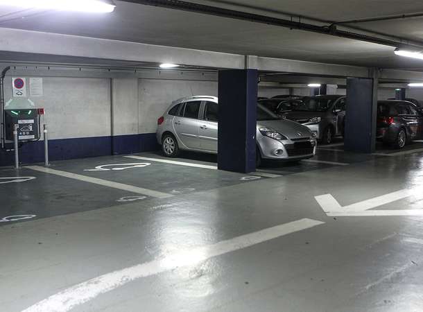 Travaux de remise en peinture Parking des Jacobins © Laurent Rousselin