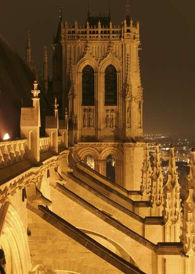 Visite guidée | Lumières sur la cathédrale : Décryptage à la lampe torche ! © Office de tourisme