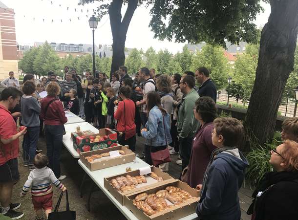 Chaque mois, le service accueil-mobilité rassemble les nouveaux arrivants lors de sorties culturelles, touristiques ou sportives. © amiens metropole Chaque mois, le service accueil-mobilité rassemble les nouveaux arrivants lors de sorties culturelles, touristiques ou sportives. © amiens metropole