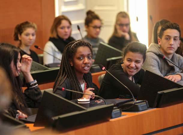 Les jeunes vont tenir conseil © Sébastien Coquille-Amiens Métropole Les jeunes vont tenir conseil © Sébastien Coquille-Amiens Métropole
