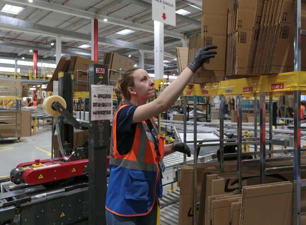 Amazon met le paquet © Laurent Rousselin-Amiens Métropole Amazon met le paquet © Laurent Rousselin-Amiens Métropole