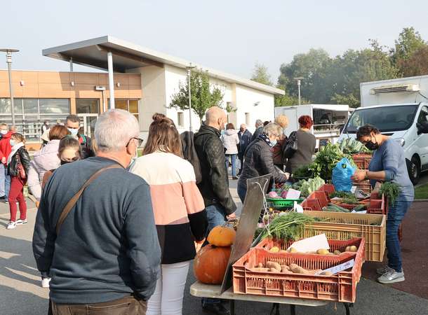 Boves a retrouvé son marché  © Laurent Rousselin / Amiens Métropole