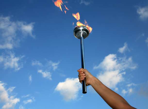 La flamme olympique à Amiens le 4 juillet 2024  © Getty Images