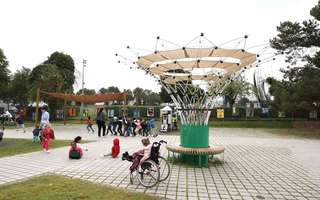 De la nature pour réduire la température à la récré  © Laurent Rousselin / Amiens Métropole De la nature pour réduire la température à la récré  © Laurent Rousselin / Amiens Métropole