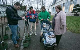 L’opération “Une naissance - un arbre” prend racine  © Noémie Laval L’opération “Une naissance - un arbre” prend racine  © Noémie Laval