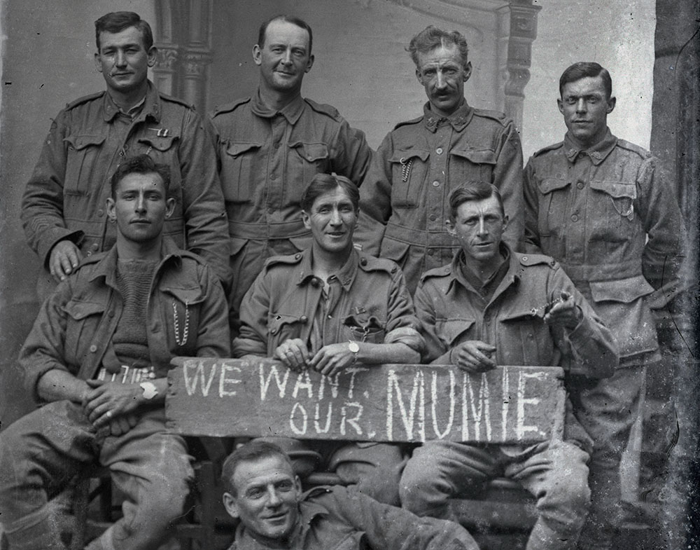 Une passerelle pour l’ANZAC Day 2 © Collection Thuillier – AWM