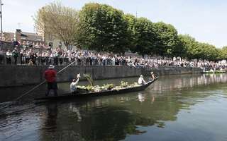 Descente en barque et aux flambeaux  © Laurent Rousselin Descente en barque et aux flambeaux  © Laurent Rousselin