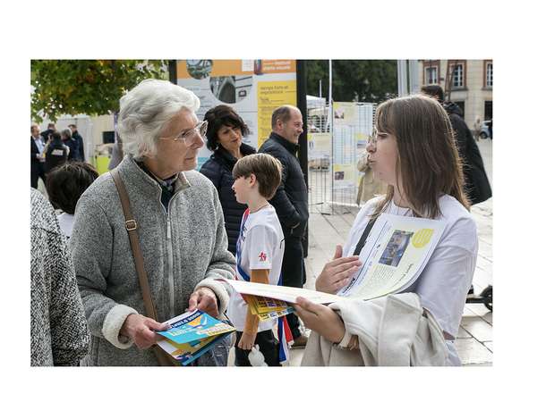 Les porteurs de projet battent la campagne © Noémie Laval