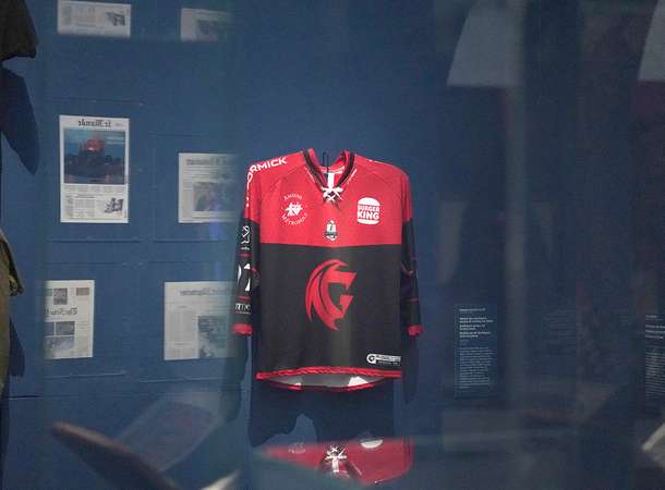 Le maillot des Gothiques au Louvre-Lens © Mylène Kokel