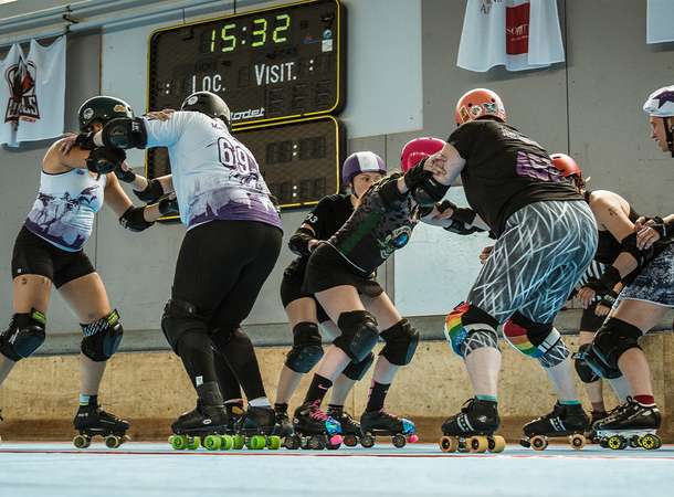 Track against the machistes © Niamor Production