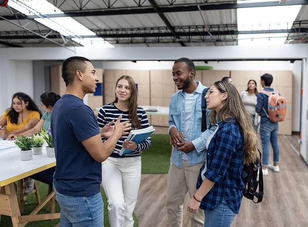 Des offres de stages pour les étudiants  © Getty Images