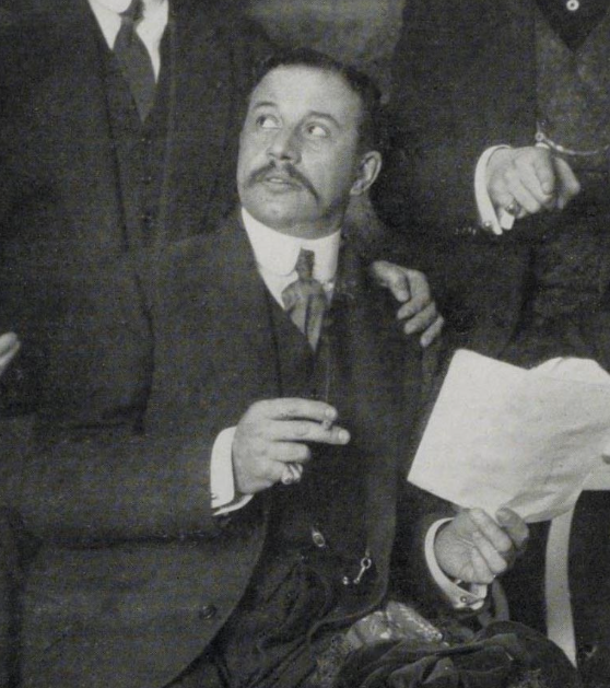 Ils veulent sauver la tombe du papa de Bécassine 3 © D.R.