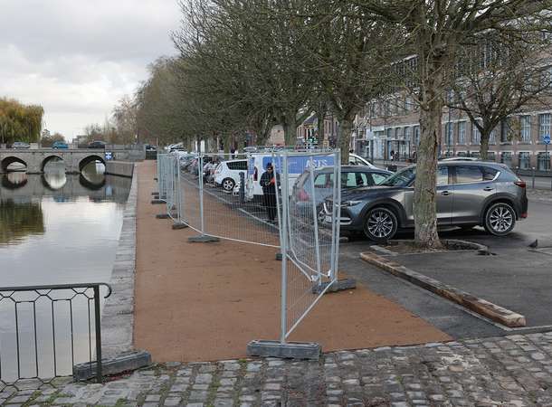 Fini les rochers place Parmentier © Laurent Rousselin
