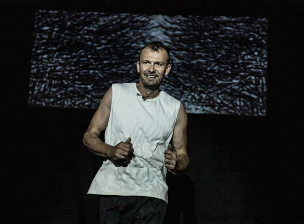 Il court il court, le prisonnier © Sylvain Bocquet