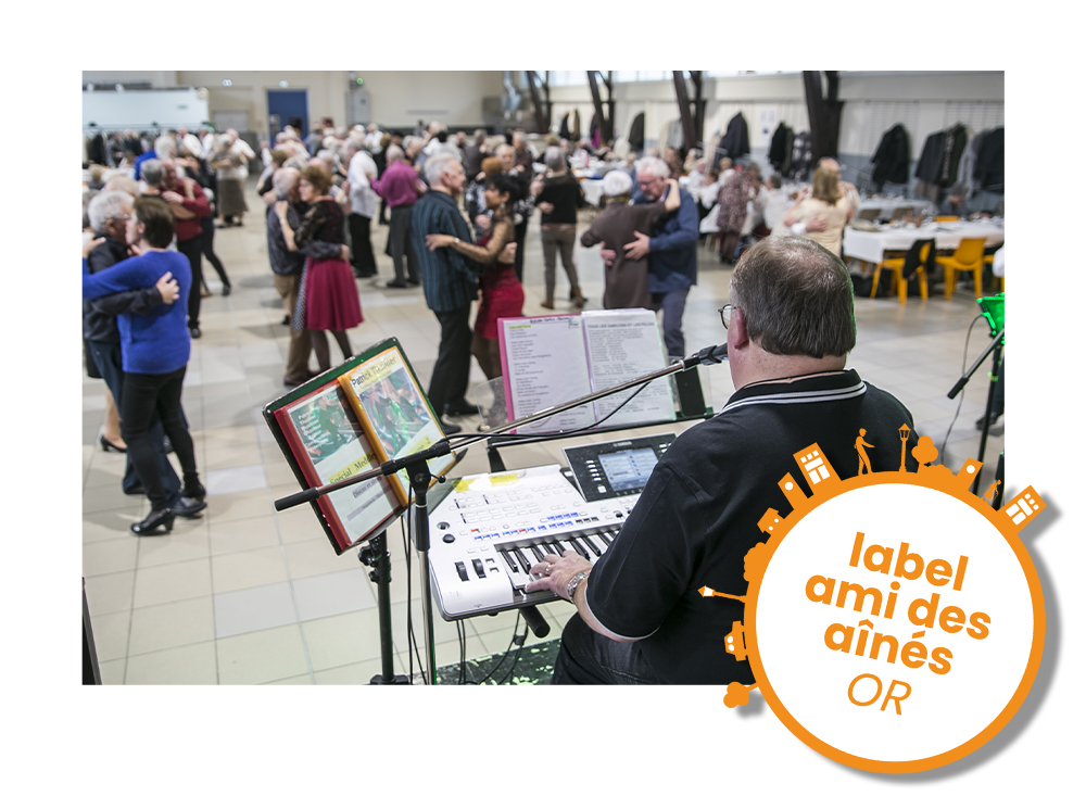 Un label pour rester connecté aux aînés © Noémie Laval