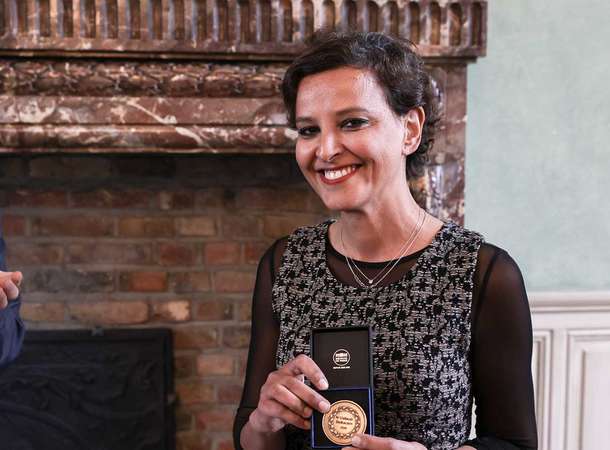 Najat Vallaud-Belkacem médaillée par sa ville © Laurent Rousselin