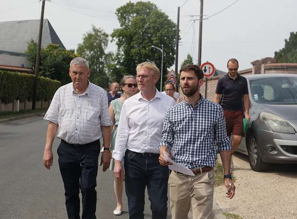 À Clairy-Saulchoix, oui à la fête, non à la vitesse © Laurent Rousselin