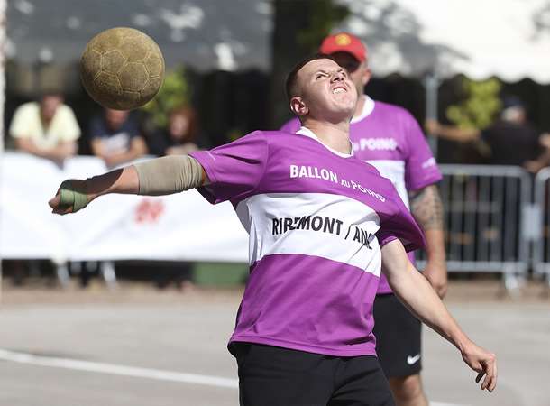 Ballon au poing : pourquoi compte-t-on "15,30,40 et jeu" ? © Laurent Rousselin
