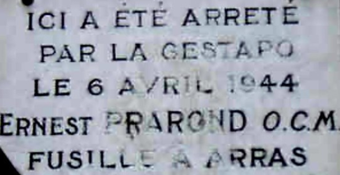 Au 67 rue de Cottenchy, la plaque en hommage À Edouard Prarond © D.R.