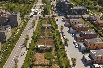Bandeau / Logement, santé, éducation, animations…tout pour plaire © Créacom