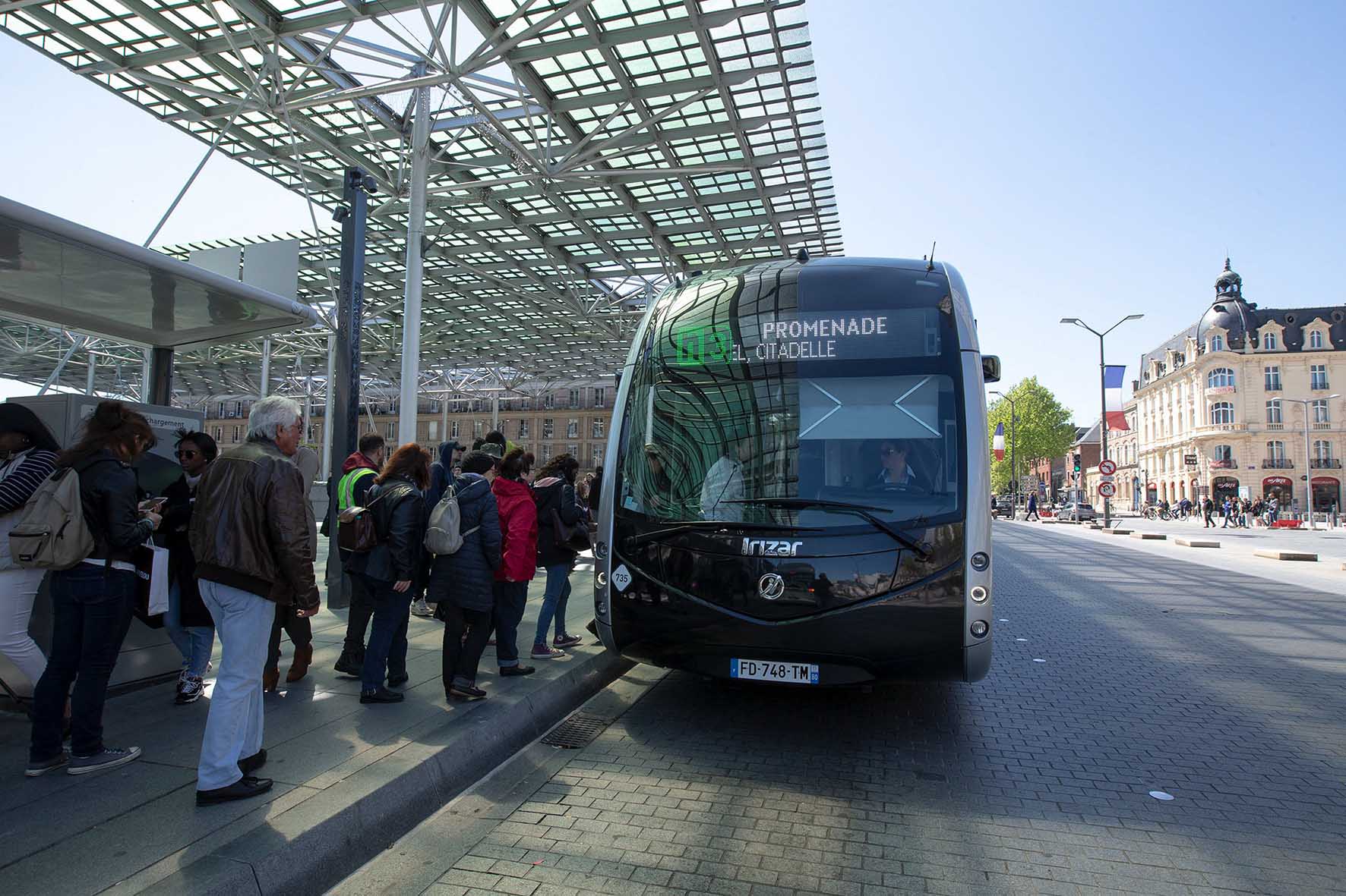 Se déplacer - Les bus/Ametis 3 © Laurent Rousselin