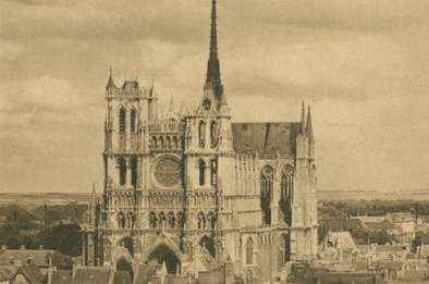 Vue de Notre Dame d'Amiens_10Z2824 © Archives municipales et communautaires d’Amiens_10Z2824