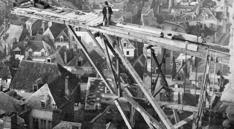 Echafaudage mis en place à l’occasion de la restauration de la cathédrale d’Amiens, XIXe siècle © Archives municipales et communautaires d'Amiens_10Z3957 Echafaudage mis en place à l’occasion de la restauration de la cathédrale d’Amiens, XIXe siècle © Archives municipales et communautaires d'Amiens_10Z3957