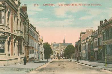 Vue de la Cathédrale depuis la rue Saint-Fuscien © Archives municipales et communautaires d'Amiens_10Z2875