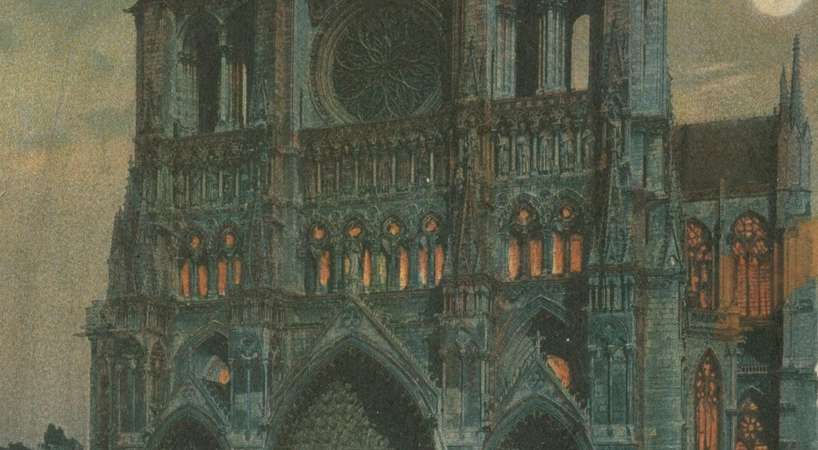 Notre Dame d'Amiens, vue de nuit © Archives municipales et communautaires d'Amiens_10Z2818