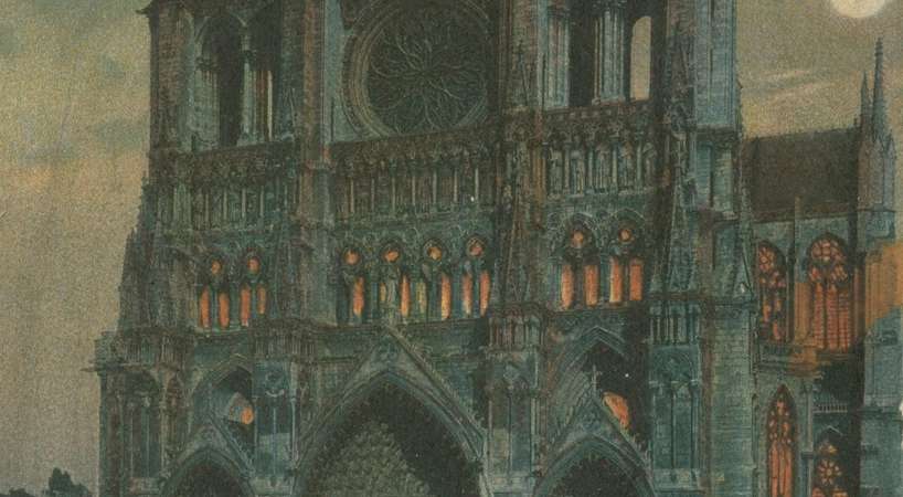 Notre Dame d'Amiens, vue de nuit © Archives municipales et communautaires d'Amiens_10Z2818 Notre Dame d'Amiens, vue de nuit © Archives municipales et communautaires d'Amiens_10Z2818