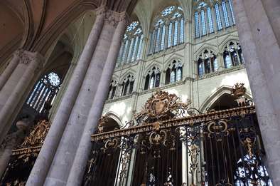 Le triforium de la cathédrale Notre-Dame d'Amiens. © Archives municipales et communautaires d'Amiens_31Fi573