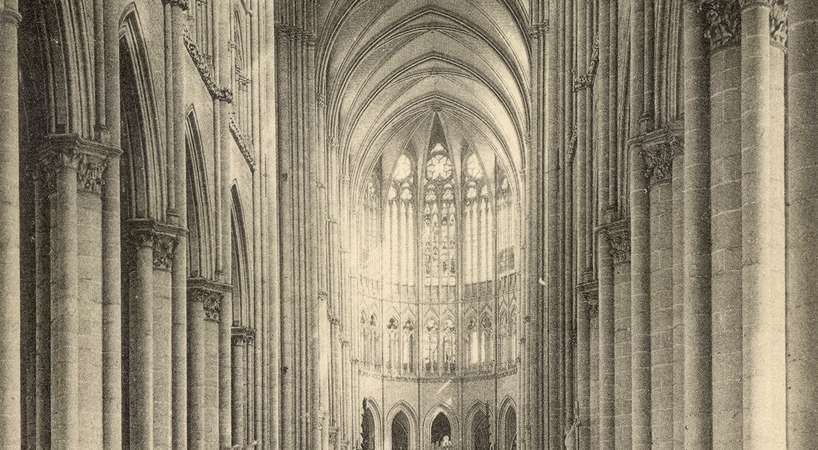 Nef de la Cathédrale Notre Dame d'Amiens © Archives municipales et communautaires d'Amiens_15Fi64 Nef de la Cathédrale Notre Dame d'Amiens © Archives municipales et communautaires d'Amiens_15Fi64