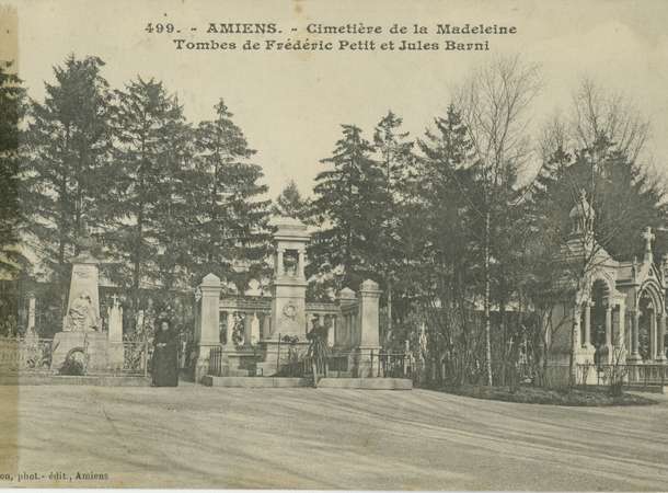 Cimetière de la Madeleine © Archives municipales et communautaires d'Amiens_5Z897 Cimetière de la Madeleine © Archives municipales et communautaires d'Amiens_5Z897