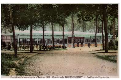 Vue du pavillon de la chocolaterie Magniez-Baussart lors de l’exposition internationale d’Amiens, 1906 © Archives municipales et communautaires d'Amiens_15Fi75