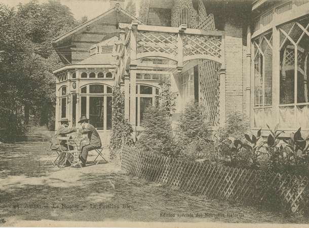 Le Pavillon Bleu © Fonds Paule Roy, Archives municipales et communautaires d'Amiens Le Pavillon Bleu © Fonds Paule Roy, Archives municipales et communautaires d'Amiens