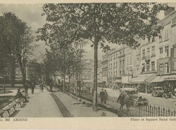 Place et square René Goblet © Archives municipales et communautaires d'Amiens Place et square René Goblet © Archives municipales et communautaires d'Amiens