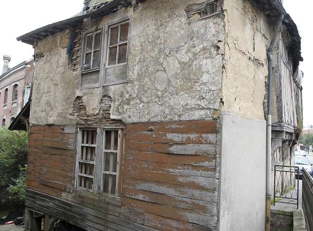 Photographie du  Moulin Passe-Avant avant sa restauration. © Laurent Rousselin