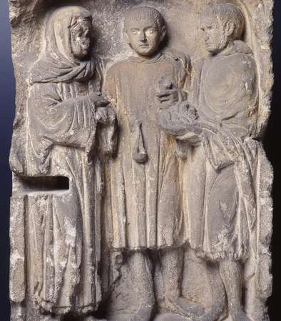Stèle M.P.88.3.96 © Marc Jeanneteau - Musée de Picardie © © Marc Jeanneteau - Musée de Picardie Stèle M.P.88.3.96 © Marc Jeanneteau - Musée de Picardie © © Marc Jeanneteau - Musée de Picardie