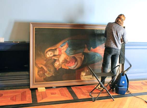Bichonnage et dépoussiérage des oeuvres, janvier 2020 © G.Gillmann-Musée de Picardie Bichonnage et dépoussiérage des oeuvres, janvier 2020 © G.Gillmann-Musée de Picardie