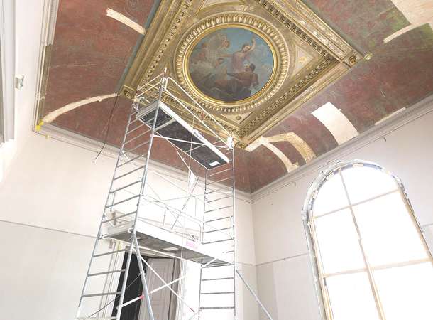 Restauration des décors peints du musée, 2018 © Thierry Rambaud / Musée de Picardie