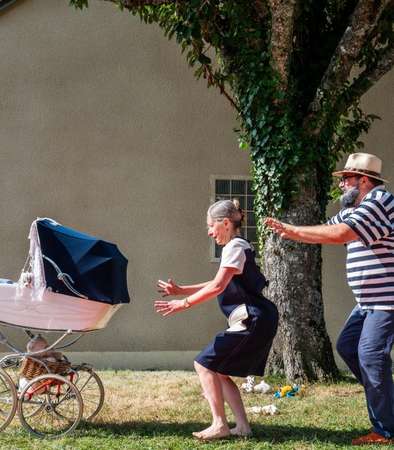 Pousse Poussette © Susy Lagrange