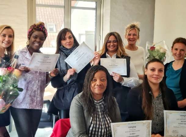 ENTREPRENEURIAT AU FEMININ ENTREPRENEURIAT AU FEMININ