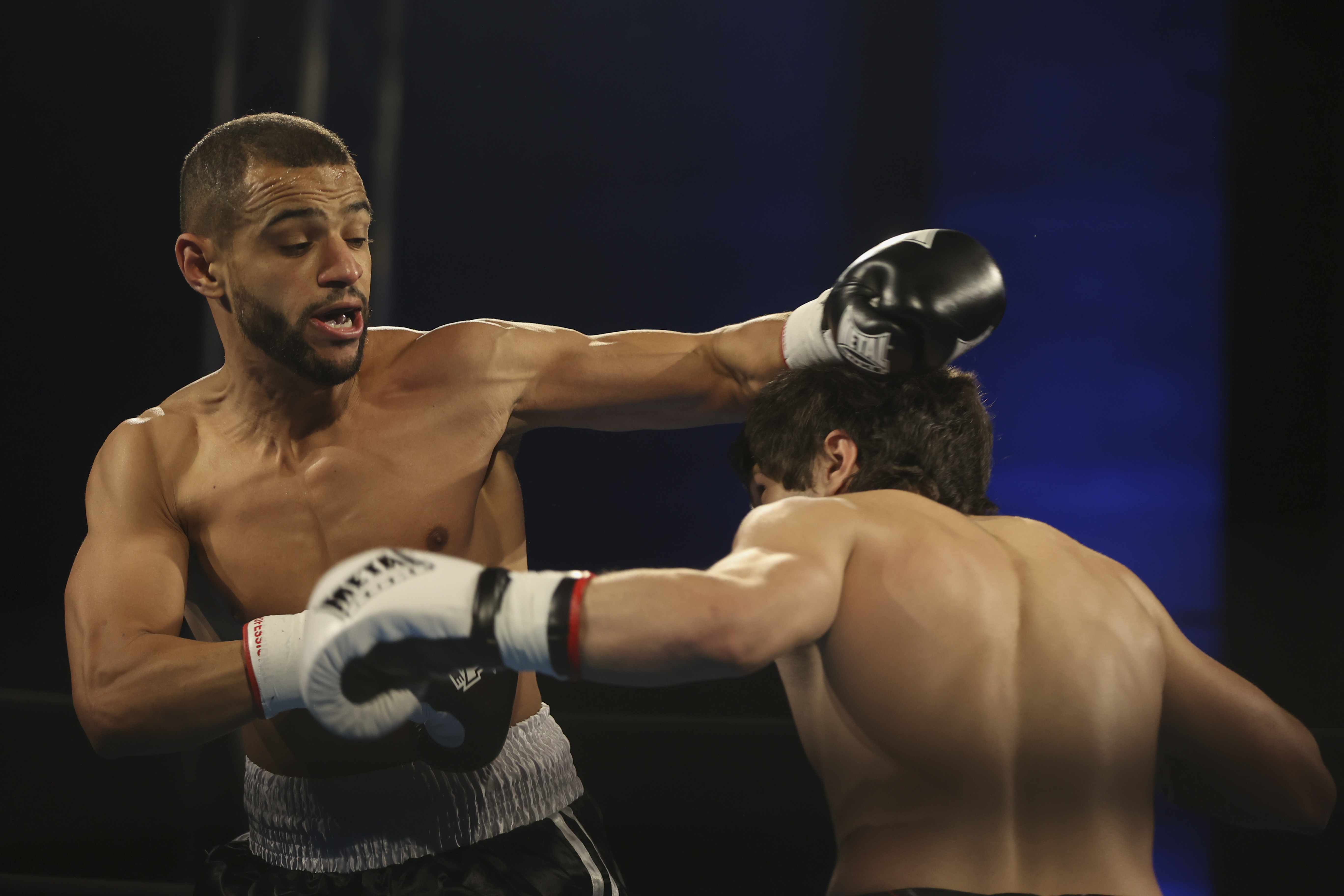 Ouissam Hattab, boxeur-entrepreneur, prépare un doc sur sa vie 4