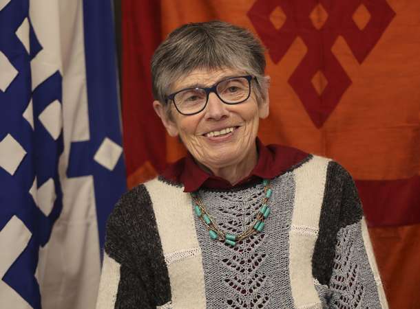 Yolande CAUMONT Yolande CAUMONT